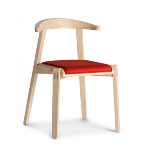 Drevená stolička PLUG